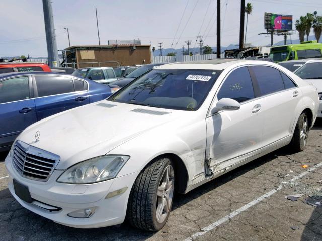 WDDNG71X87A053609 - 2007 MERCEDES-BENZ S 550 WHITE photo 2