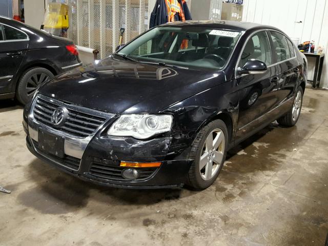 WVWJK93C49P049036 - 2009 VOLKSWAGEN PASSAT TUR BLACK photo 2