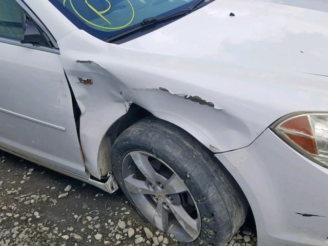 1G1ZC5EU2BF111357 - 2011 CHEVROLET MALIBU 1LT WHITE photo 9