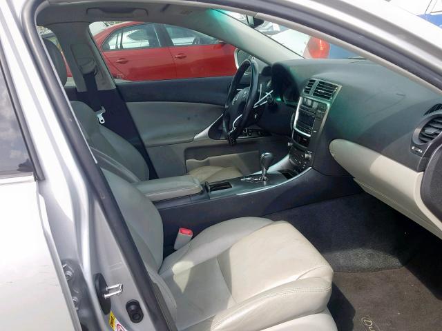 JTHBK262282068323 - 2008 LEXUS IS 250 SILVER photo 5