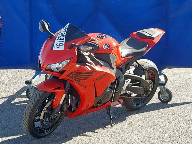 JH2SC59018M004411 - 2008 HONDA CBR1000 RR RED photo 2