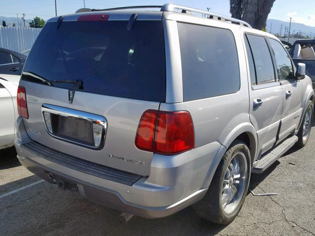 5LMFU27R73LJ03815 - 2003 LINCOLN NAVIGATOR Argent photo 4