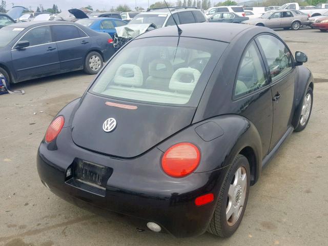 3VWBB61C8WM012737 - 1998 VOLKSWAGEN NEW BEETLE Qara foto 4