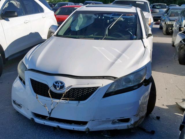 4T1BE46K59U868121 - 2009 TOYOTA CAMRY BASE WHITE photo 2