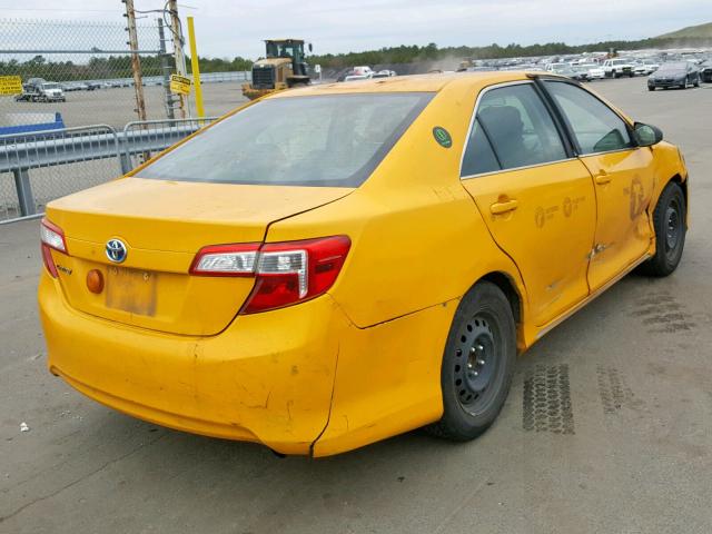 4T1BD1FK1CU023453 - 2012 TOYOTA CAMRY HYBR YELLOW photo 4