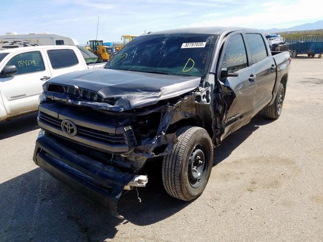 5TFDY5F1XFX454246 - 2015 TOYOTA TUNDRA CREWMAX SR5  photo 2