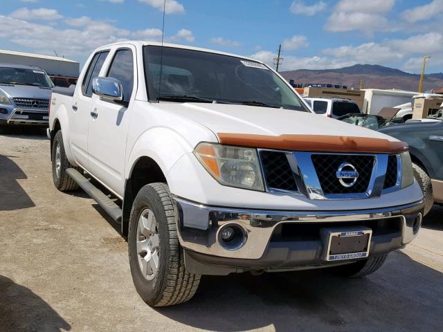 1N6AD07W47C445592 - 2007 NISSAN FRONTIER C WHITE photo 1