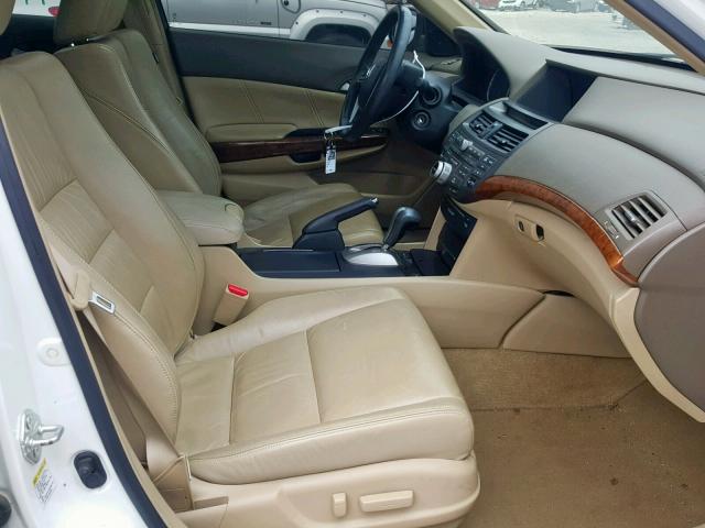 1HGCP36848A010111 - 2008 HONDA ACCORD EXL WHITE photo 5