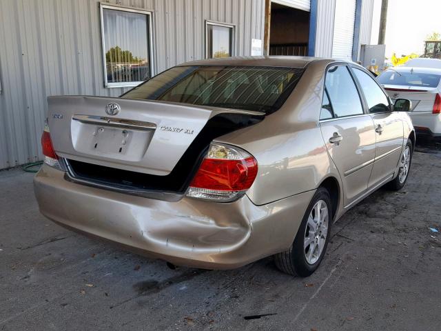 JTDBE30K263064013 - 2006 TOYOTA CAMRY XLE GOLD photo 4