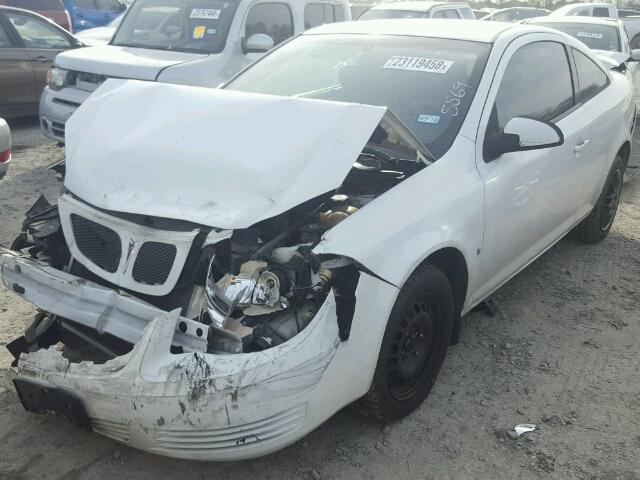 1G2AS18HX97105569 - 2009 PONTIAC G5 WHITE photo 2