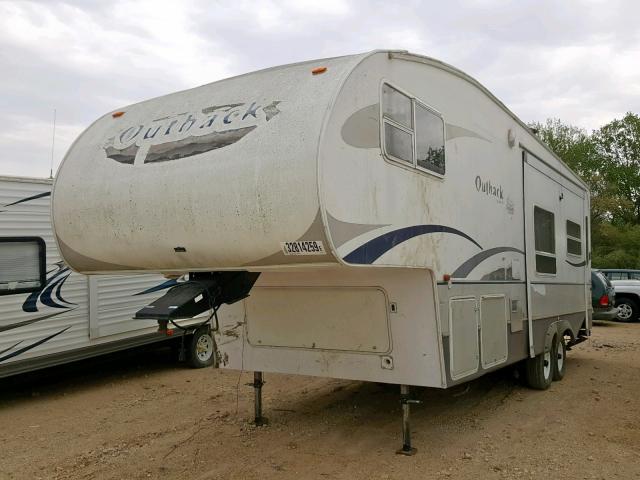 4YDF28F204J909056 - 2004 KEYSTONE OUTBACK WHITE photo 3