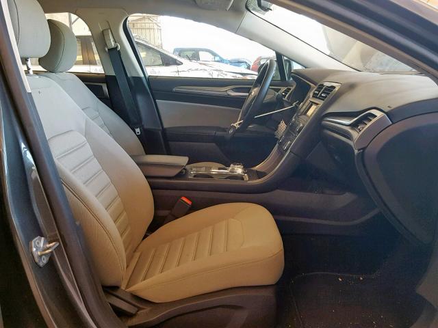 3FA6P0G76HR198285 - 2017 FORD FUSION S GRAY photo 5