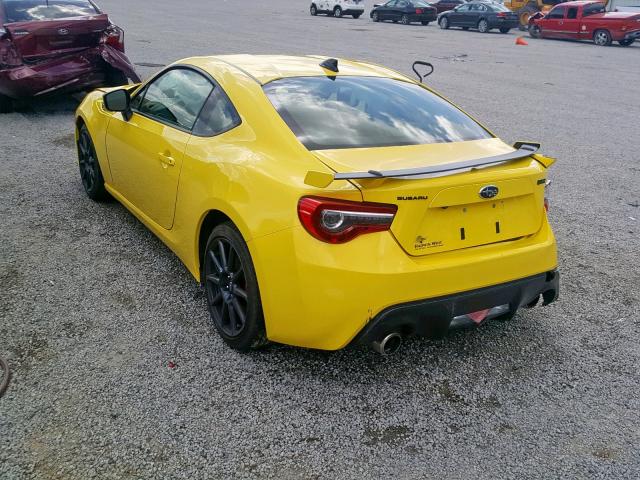 JF1ZCAC10H9601351 - 2017 SUBARU BRZ 2.0 LI YELLOW photo 3