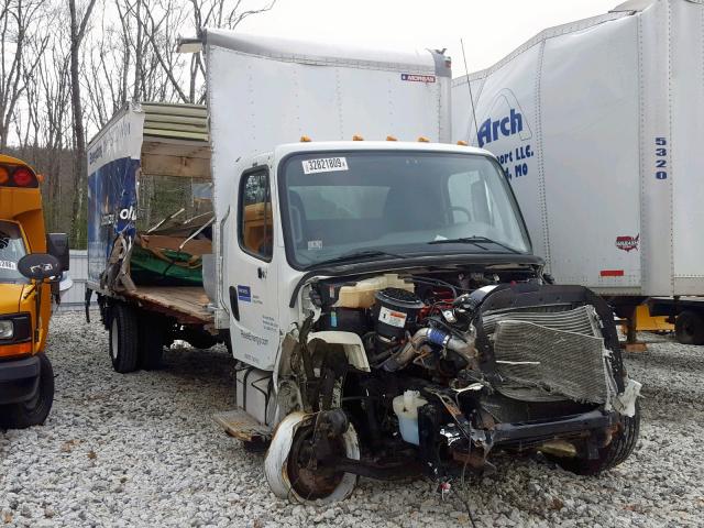 3ALACWDT6HDJD4453 - 2017 FREIGHTLINER M2 106 MED WHITE photo 1