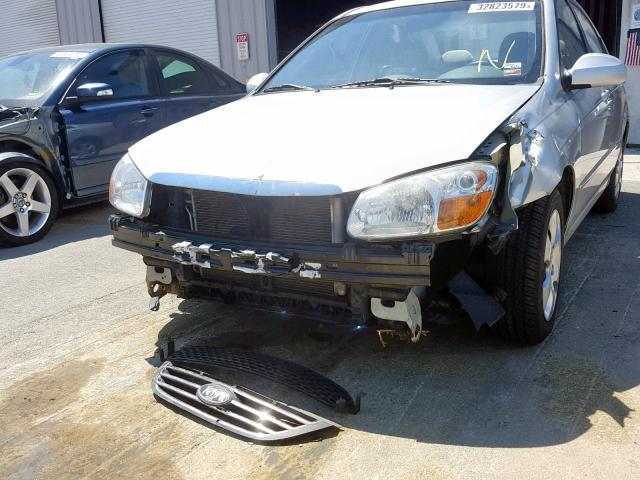 KNAFE121985524699 - 2008 KIA SPECTRA EX SILVER photo 9