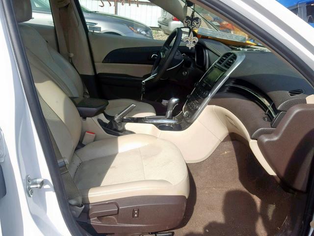 1G11C5SL1FU153187 - 2015 CHEVROLET MALIBU 1LT WHITE photo 5