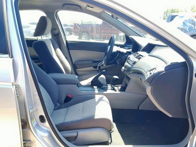 1HGCP26458A090008 - 2008 HONDA ACCORD LXP SILVER photo 5