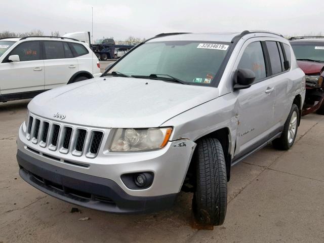 1J4NF1FB5BD280751 - 2011 JEEP COMPASS SP SILVER photo 2