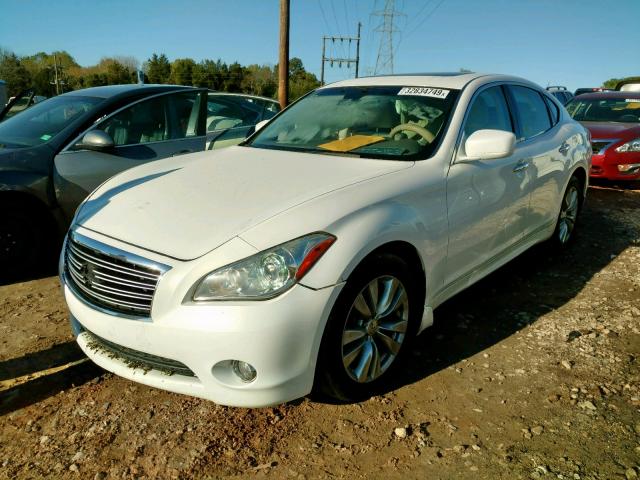 JN1BY1AP4BM323923 - 2011 INFINITI M37 WHITE photo 2