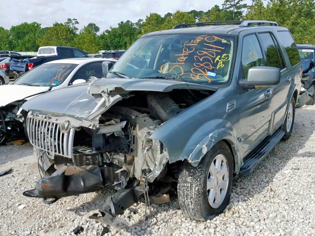 5LMFU27545LJ08101 - 2005 LINCOLN NAVIGATOR 绿色 照片 2