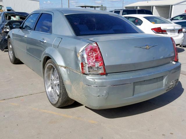 2C3JA43R25H590874 - 2005 CHRYSLER 300 GREEN photo 3