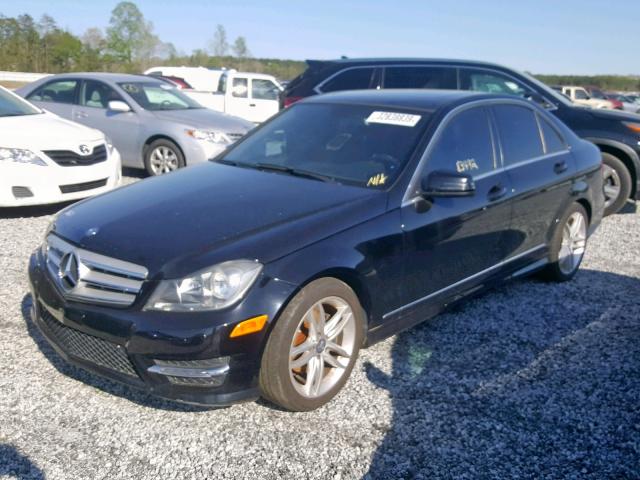 WDDGF4HB7DR291419 - 2013 MERCEDES-BENZ C 250 BLACK photo 2