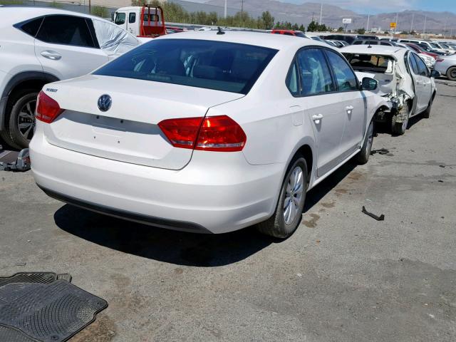 1VWAP7A33DC087735 - 2013 VOLKSWAGEN PASSAT S WHITE photo 4