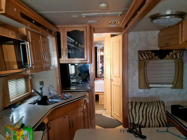 4UZAB2CY75CV62183 - 2006 TRVL MOTORHOME BROWN photo 6