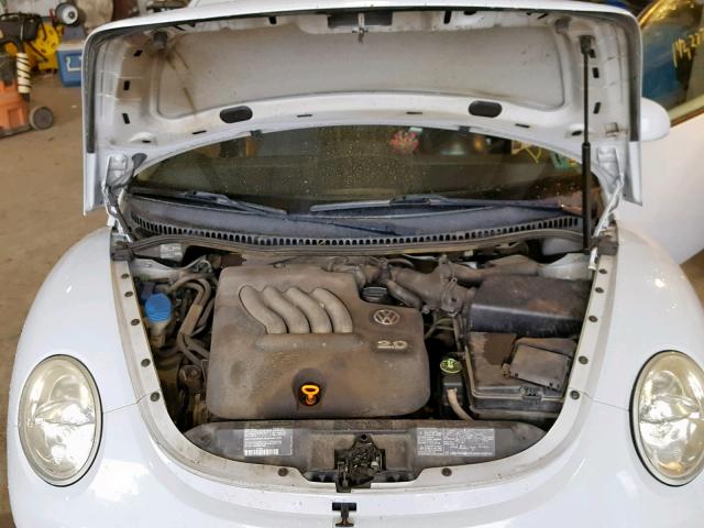 3VWCA21C5YM489242 - 2000 VOLKSWAGEN NEW BEETLE თეთრი ფოტო 7