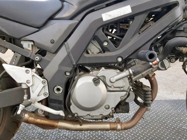 JS1VP53A552105738 - 2005 SUZUKI SV650 BLACK photo 7