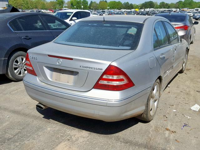 WDBRF40J55F679160 - 2005 MERCEDES-BENZ C 230K SPO SILVER photo 4