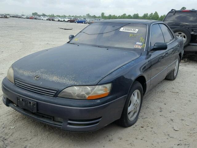 JT8GK13T5S0119720 - 1995 LEXUS ES 300 GREEN photo 2