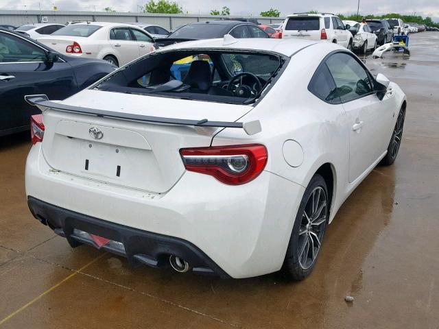 JF1ZNAE15K8700641 - 2019 TOYOTA 86 GT WHITE photo 4