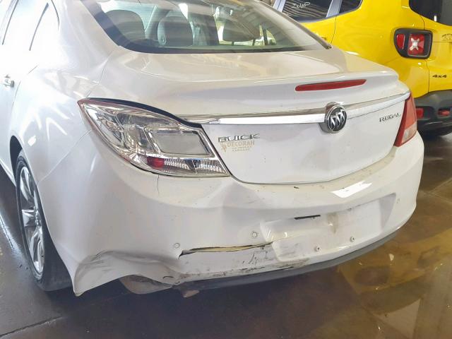 2G4GS5EK3C9141649 - 2012 BUICK REGAL PREM WHITE photo 9