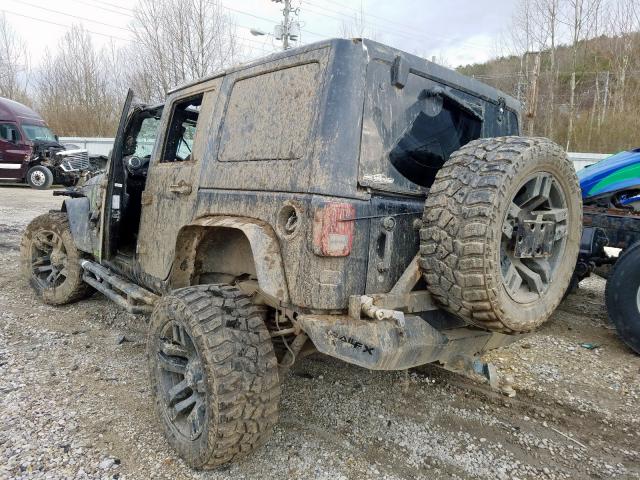 1C4BJWEG5FL636791 - 2015 JEEP WRANGLER UNLIMITED SAHARA  photo 3