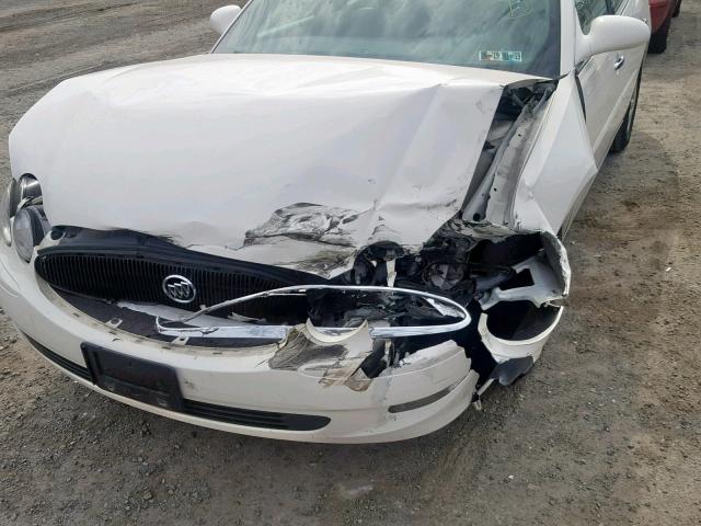 2G4WD582661263586 - 2006 BUICK LACROSSE C WHITE photo 9