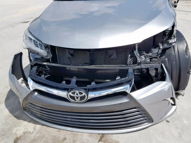 4T1BK1FK8GU030962 - 2016 TOYOTA CAMRY XSE SILVER photo 9