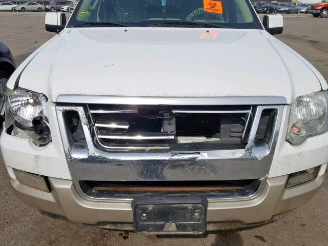 1FMEU74E46UB00088 - 2006 FORD EXPLORER E WHITE photo 9