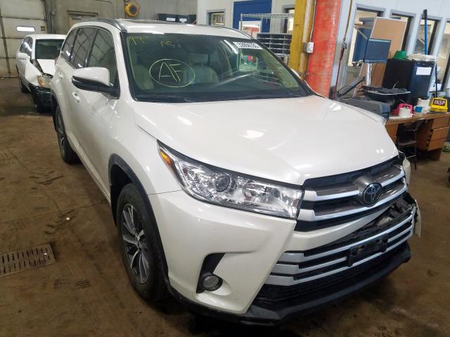 5TDJZRFH7HS513217 - 2017 TOYOTA HIGHLANDER SE  photo 1