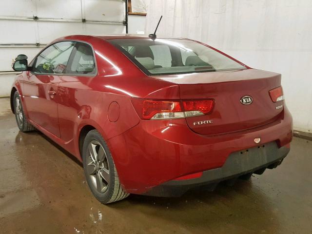 KNAFU6A20A5143050 - 2010 KIA FORTE EX MAROON photo 3