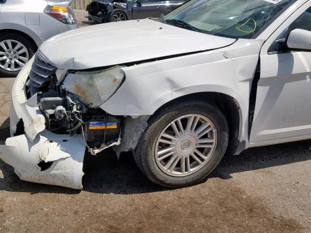 1C3LC56B79N537401 - 2009 CHRYSLER SEBRING TO WHITE photo 9