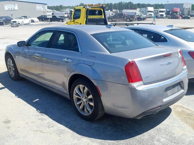 2C3CCAKG2JH268344 - 2018 CHRYSLER 300 LIMITE SILVER photo 3