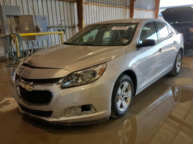 1G11B5SL2FF282935 - 2015 CHEVROLET MALIBU LS ვერცხლისფერი ფოტო 2