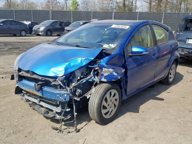 JTDKDTB3XF1087818 - 2015 TOYOTA PRIUS C BLUE photo 2