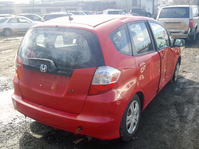 JHMGE8H29AC019844 - 2010 HONDA FIT RED photo 4