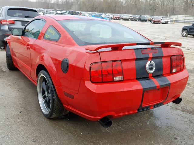 1ZVFT82H755161374 - 2005 FORD MUSTANG GT RED photo 3