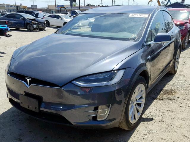 5YJXCBE24GF030013 - 2016 TESLA MODEL X GRAY photo 2