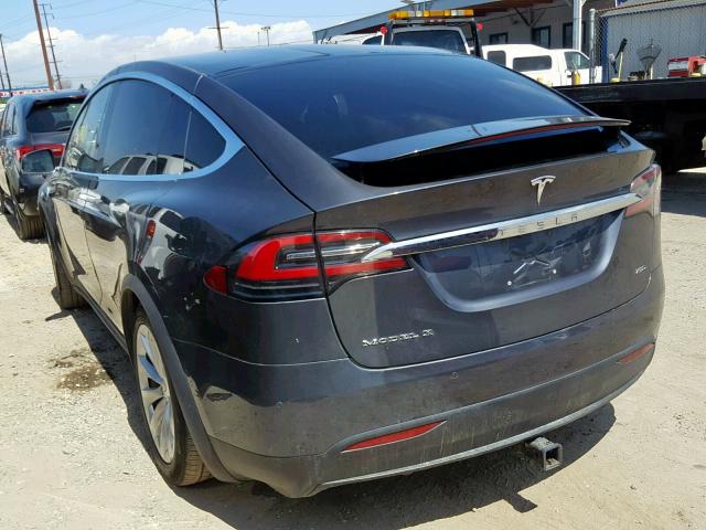 5YJXCBE24GF030013 - 2016 TESLA MODEL X GRAY photo 3