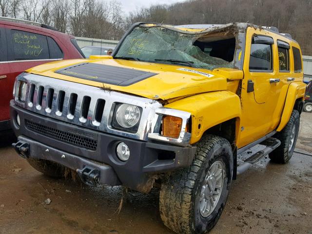 5GTDN13E378191739 - 2007 HUMMER H3 YELLOW photo 2