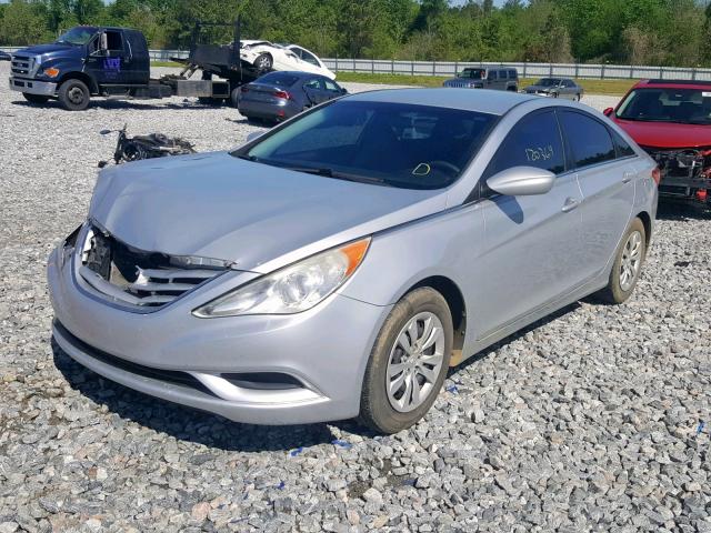 5NPEB4ACXBH209798 - 2011 HYUNDAI SONATA GLS SILVER photo 2